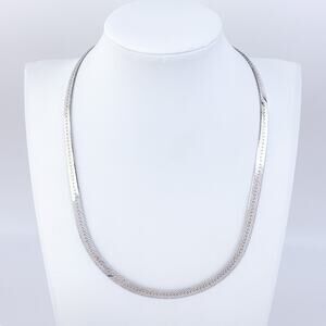 Vintage Italy Sterling Silver 925 5.6mm Herringbone Necklace 18"